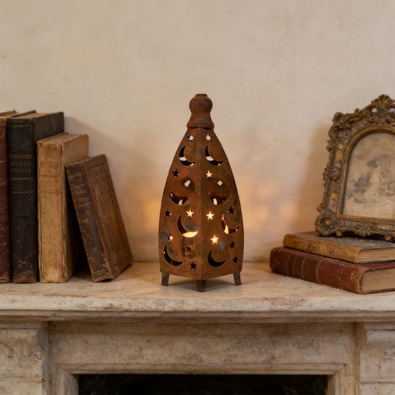 Metal Moon and Star Candle Stand Hollow Out Candle Lantern Islamic Festival Ornament For Tabletop Or Shelf Decoration