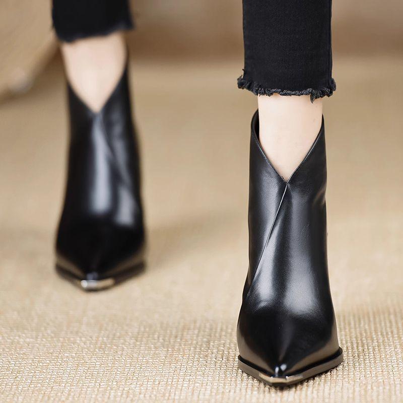 Fashion Black Leather Heeled Fleece-Lined Woman Short Shoes Autumn Winter Pointed Toe Ankle Boots for Women Designer Luxury Goth Booties