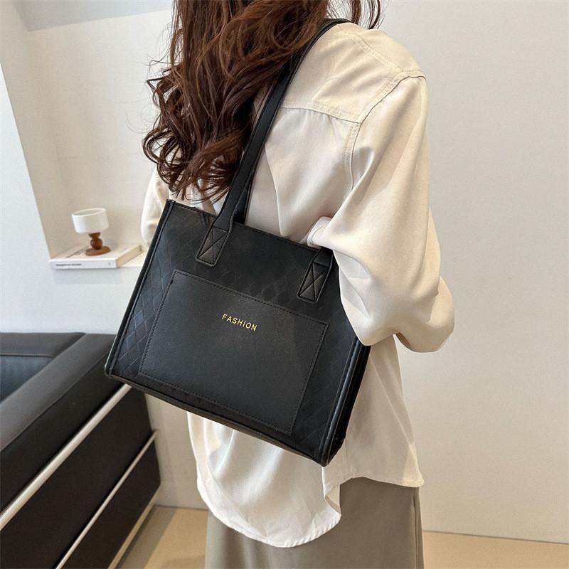 Spacious Pu Tote Bag For Women Stylish Casual Shoulder Bag Ideal For Daily Use