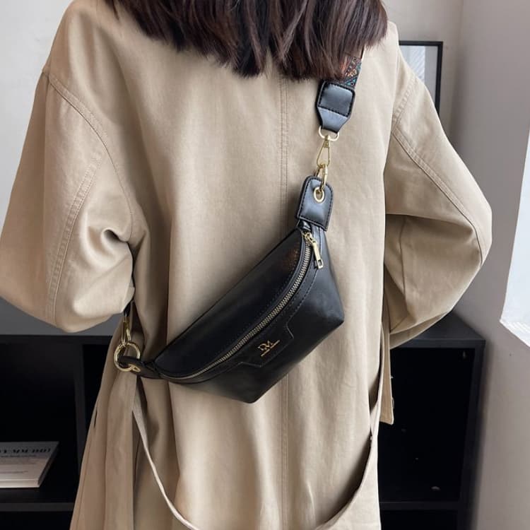 New Women's Fashion Messenger Bag Breast Bag Fanny Pack