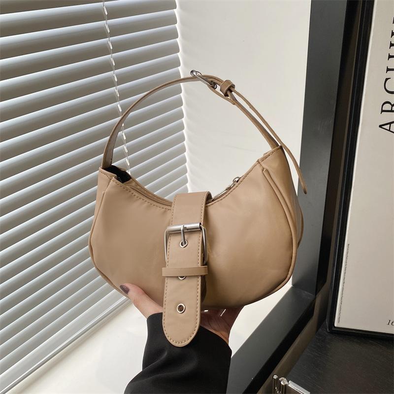 Large capacity casual portable fashion single shoulder armpit bag women's lightweight retro solid color winter simple