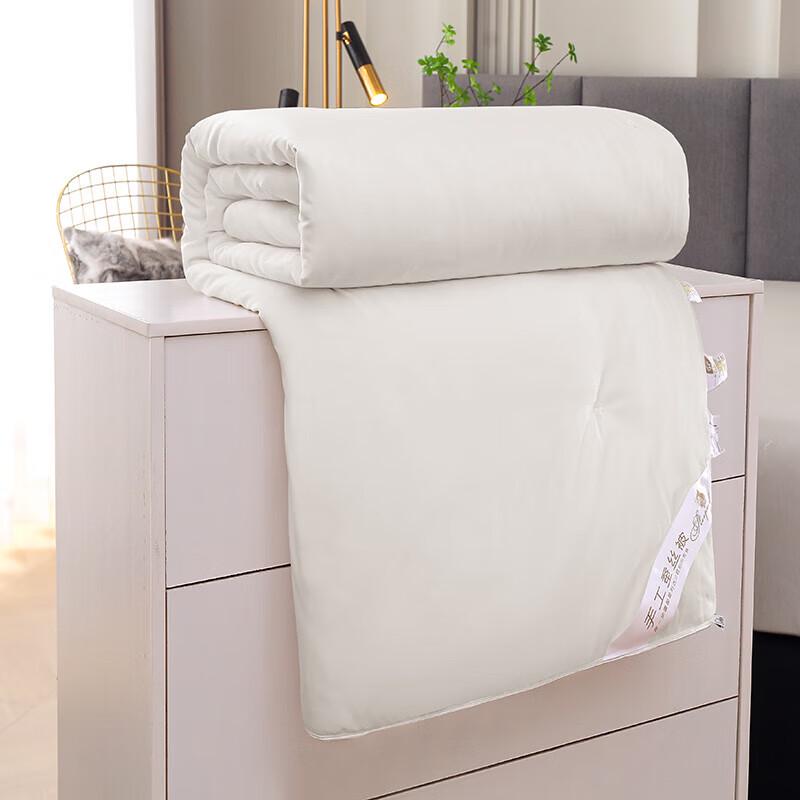 Jieliya Fluffy Tussah Silk Quilt