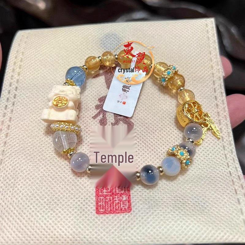 White Sugar Heart Agate Lucky Cat Bracelet with Gold Foil and Heart Sutra Beads for Women