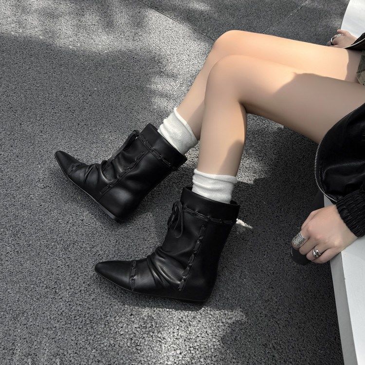 Niche Retro Heightening Pile Boots Women's Short Boots 2025 Autumn New Absolutely Unique Pleated Western Cowboy Boots