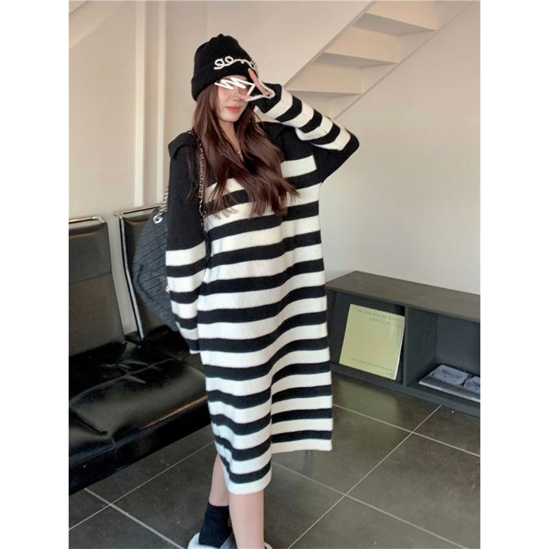 Black and White Striped Lapel Knitted Dress, High-end Autumn Dress, Lazy Style Temperament Contrasting Skirt