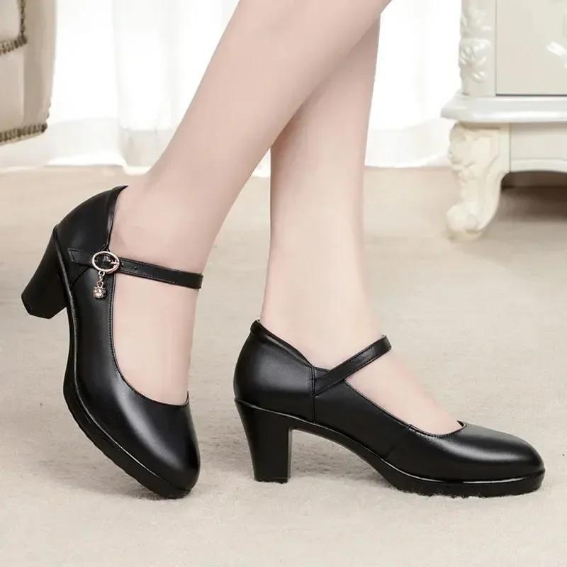 Zapatos De Mujer Women Cute Comfort Buckle Strap Black Patent Leather Height Increased Shoes Lady Cool Wine Red Heel Shoes