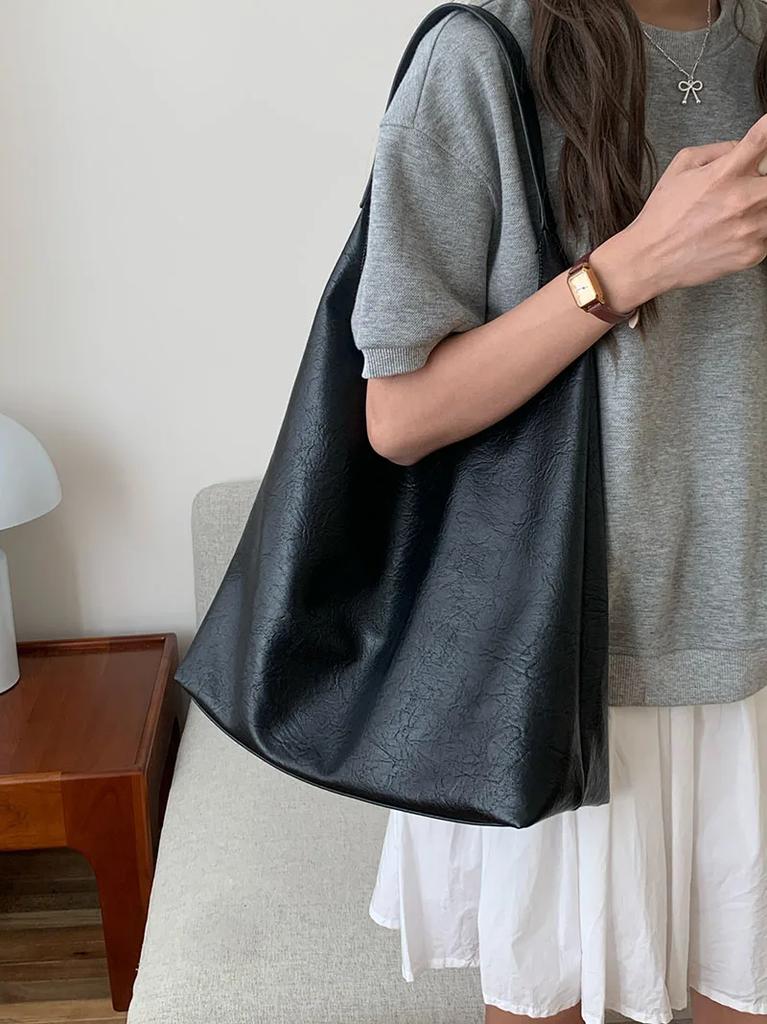 Large Capacity Women's Shoulder Bag Solid Colour Female Simple Underarm Bags Soft PU Leather Ladies Hasp Tote Purse Handbags