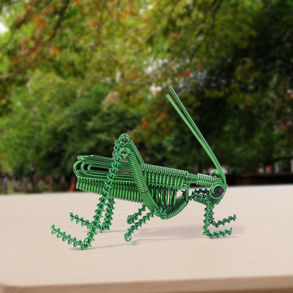 Lightweight Simulation Insect Statue Handmade Ornaments Metal Wire Mantis Model  Living Room