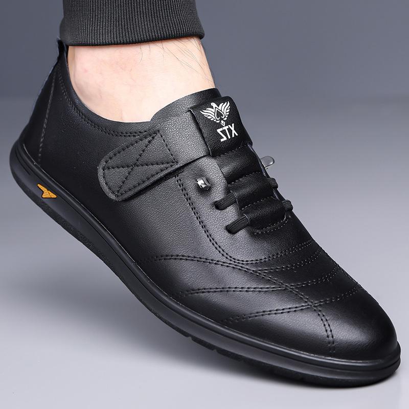 2026 Spring Autumn New Designer Shoes for Men Fashion Business Leather Casual Shoes Male Solid Color Lace Free Driving Shoe Man
