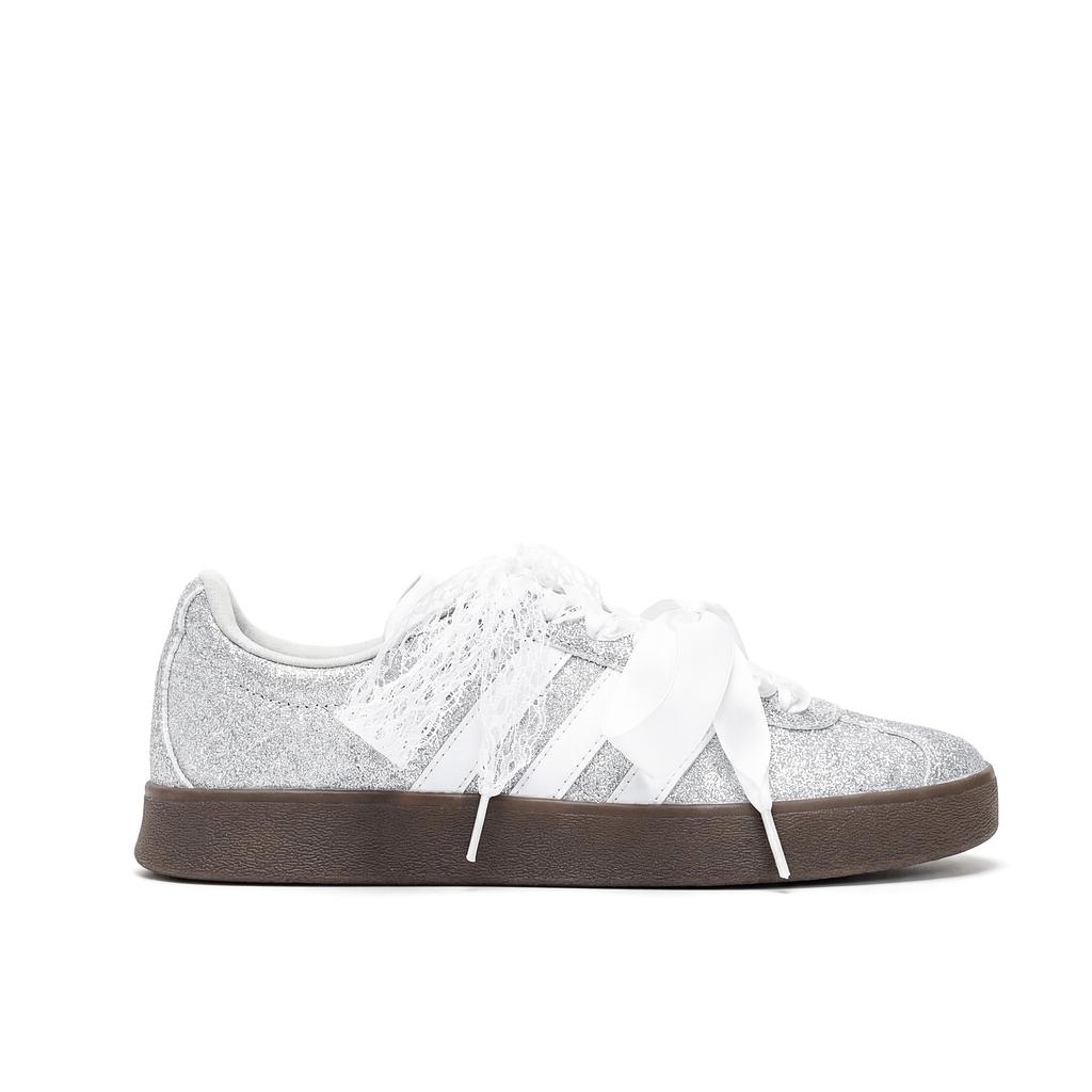 adidas VL COURT 2.0 Sweet Silver Whisper, Special Shopping Bag Lightweight Low Top Skateboard Shoes Unisex Silver White JS3003(Team920-BOX)