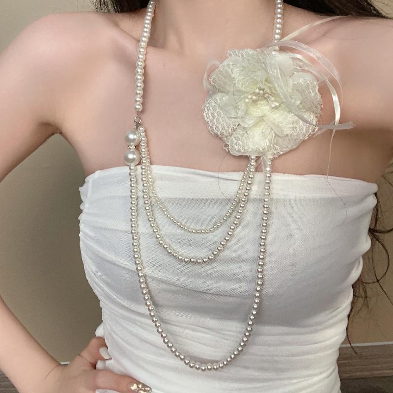

Multi-Layer Pearl Long Necklace Rose Flower Design Sweater Chain Jewelry Accessories For Women чорний