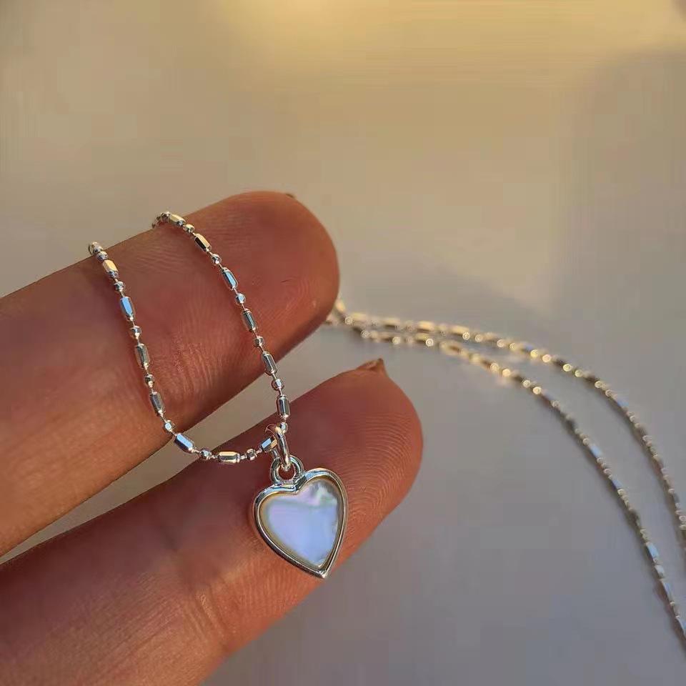 Trendy Peach Heart Zirconia Pendant Necklace for Women