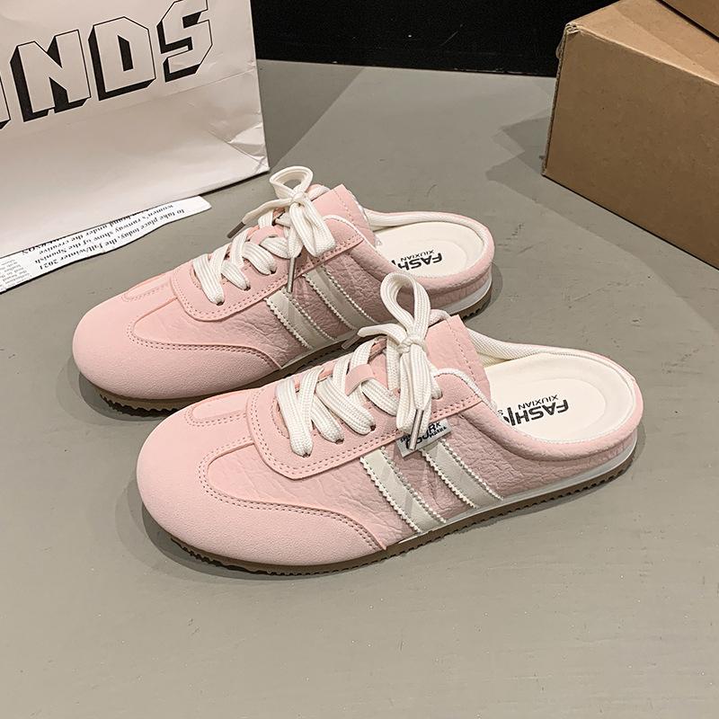 Baotou slippers women's summer outer wear 2025 new super fire moral training shoes half drag white shoes explosion one pedal Forrest Gump shoes