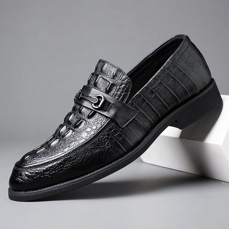 

The first layer of cowhide men s business casual leather shoes genuine leather crocodile gentleman pointed men s shoes British men s single shoes sho 38