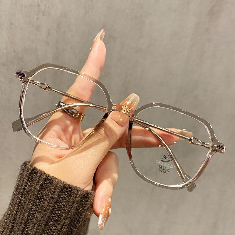 Round Face Glasses For Women With Myopia Can Be Matched With Degrees, Plain Face And White, Cold Brown Eye Frame, Frame.