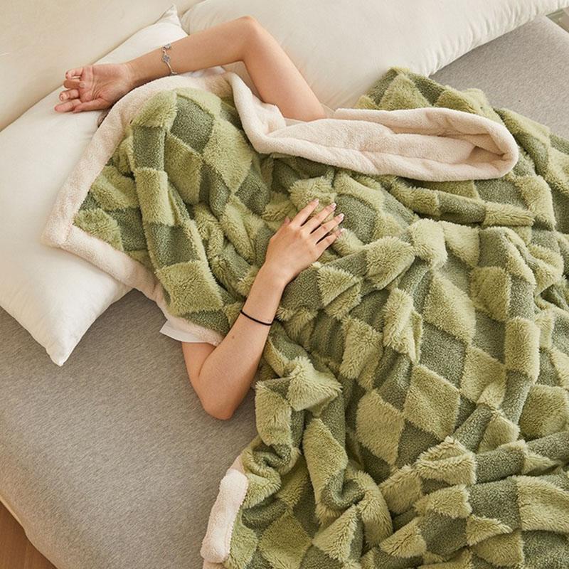 Faux Rabbit Wool Blended Plaid Blanket Sheep Camel Wool Jacquard Double-Layer Thick Blankets Single Bedspread for Four Seasons