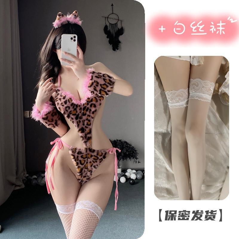 Sexy lingerie, sexy leopard print, passion clothes, no-take uniform, small breasts, temptation, hot suit