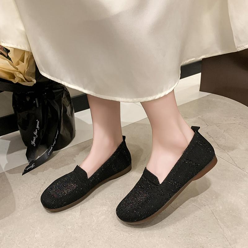 New Mesh Breathable Sneakers Women Breathable Light Slip On Flat Casual Shoes Ladies Loafers Socks Shoes Women Zapatillas Mujer