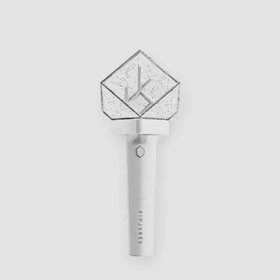 

Ким Джун Джун Сиа Джун Подбадривающая палочка Коко Бонг