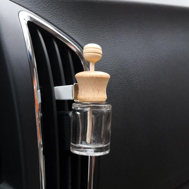 Car Vent Glass Aromatherapy Bottle - Essential Oil Scented Ornament for Car Interior Decoration