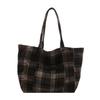 Contrasting color plaid large-capacity tote bag women's Korean version retro casual shoulder bag 2025 early spring niche trendy women's bag