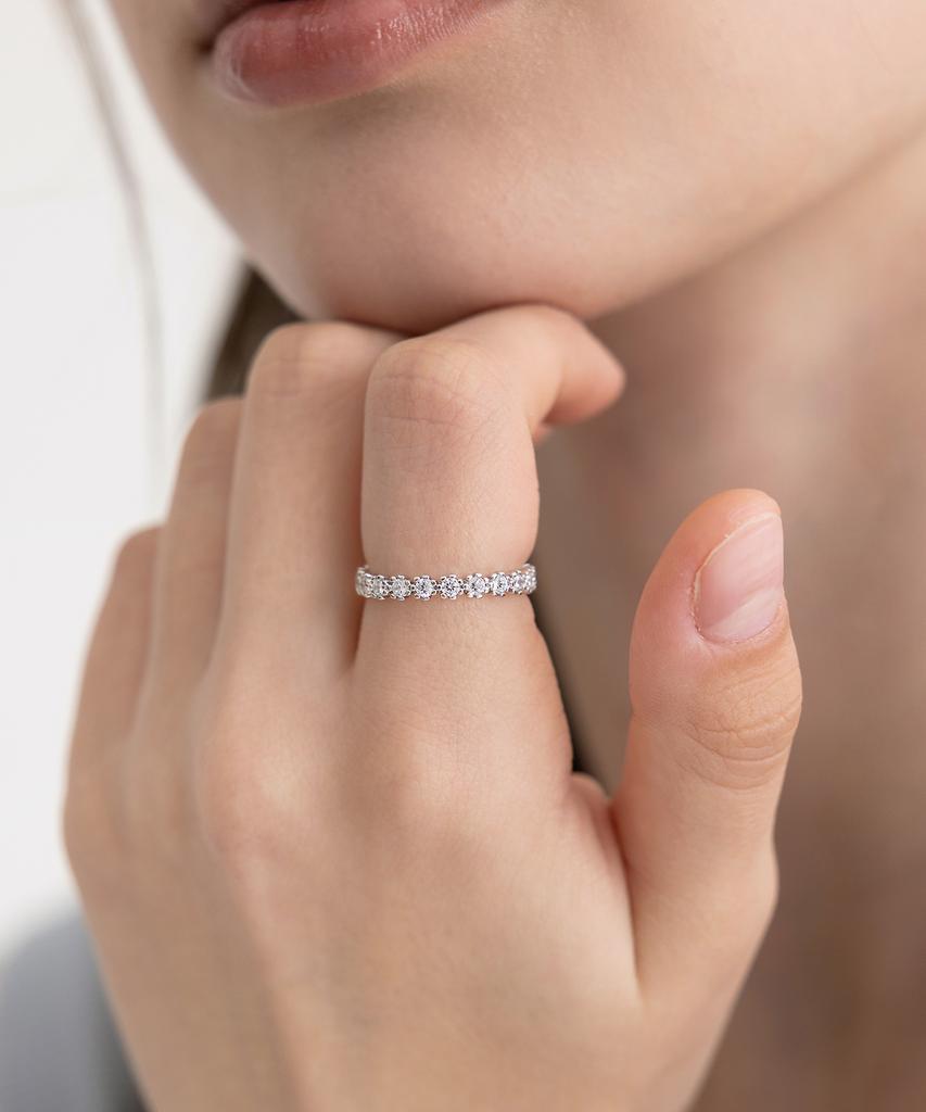 Tatiana Flower Prong 2Mm Cubic Ring Cr1900