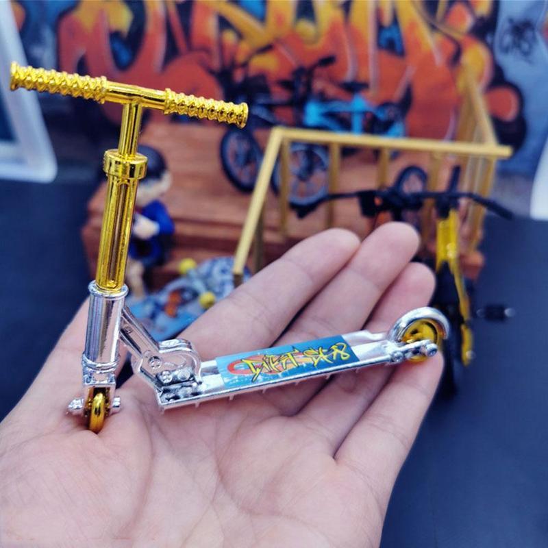 Mini Scooter Two Wheel Scooter Children's Educational Scooter Car Fingerboard Skateboard Finger A6W2