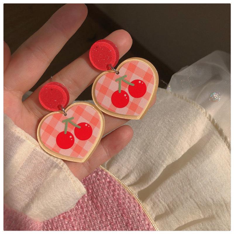 Dreamy Summer Romance Earrings: South Korea's New Trend for Women