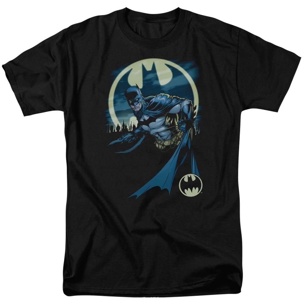 Batman Heed The Call Signal Brackground DC Comics Licensed  Children s T-shirt 140