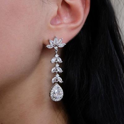 New Luxury Silver Color Cubic Zirconia Hanging Earrings for Women Wedding Temperament Crystal Dangle Earrings Fashion Jewelry