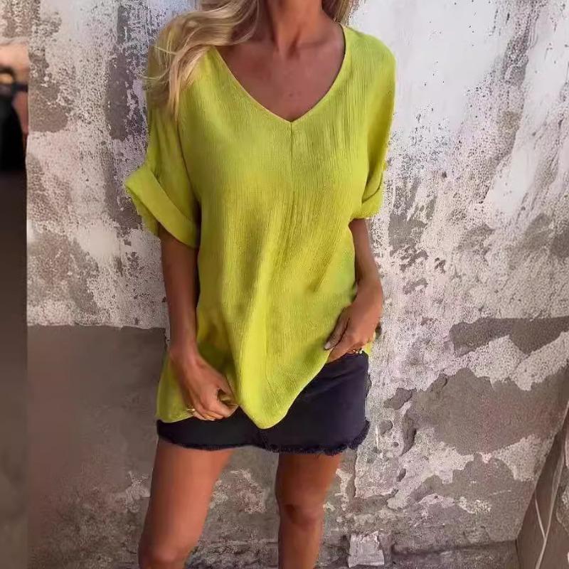 Женская блузка с V-образным вырезом — фото 6