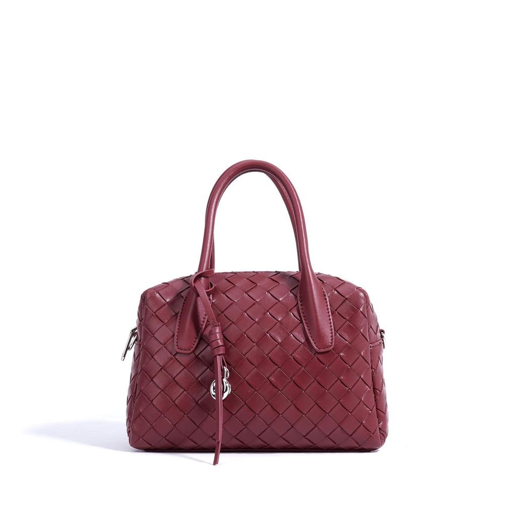2025 Women's Genuine Leather Diamond Lattice Shoulder Bag - Fashionable and Versatile