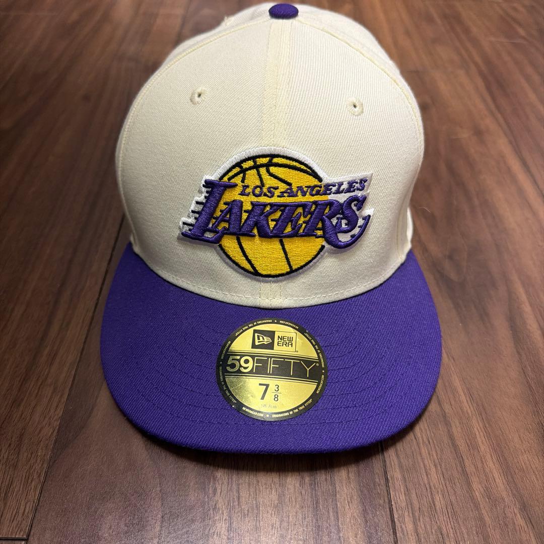 Used Los Angeles Lakers 59FIFTY Cap 7 3/8