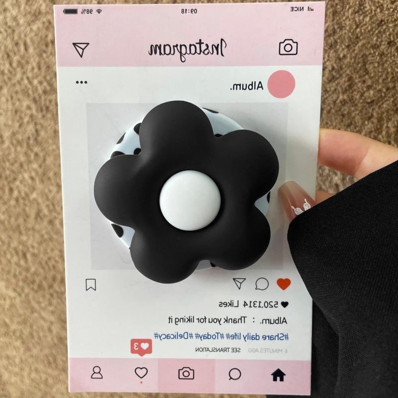 Korean Style 3D Flower Magnetic Airbag Bracket Compatible with MagSafe