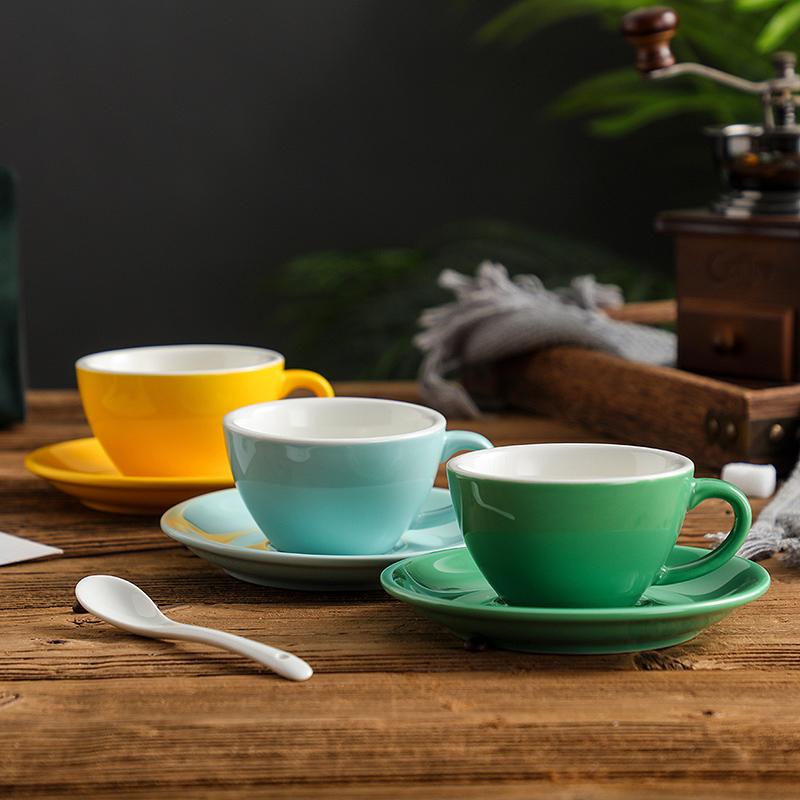 Yaratıcı Renk 150ml Espresso Fincanı ve Tabağı Ev Tatlı Tabağı Çay Fincanı Çift Kupası Hediye Ofis Kupası Masa Üstü Dekorasyonu