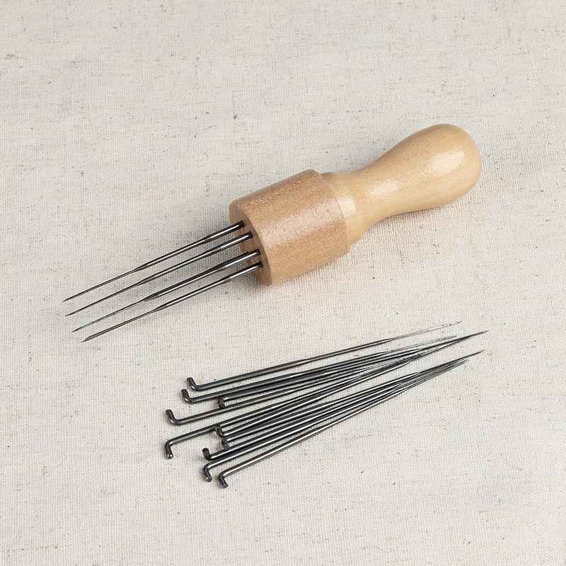 Wool Felt Needle Set with Wooden Handle - 8, 7, 3 Needles for Felting Cats & Dogs