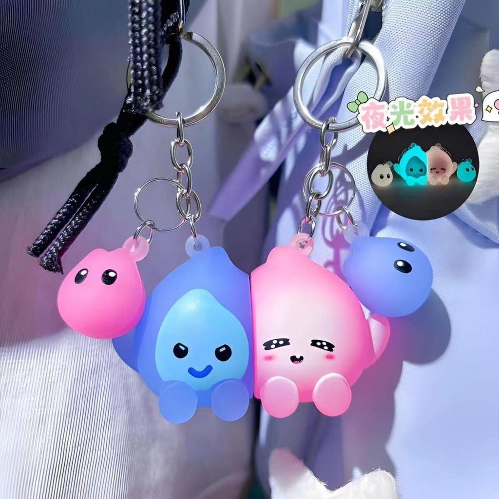 Creative Glow-in-the-dark Magnetic Fire Keychain, Sparkling Figurine Flame Couple Pendant