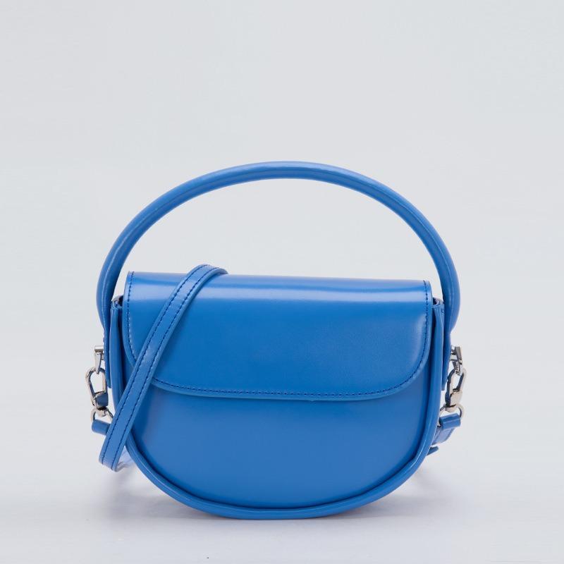 

Saddle bag generation high-end quality messenger handbag magnetic buckle hand carry mouth red envelope Guangzhou handbag main picture length 19X14X6cm