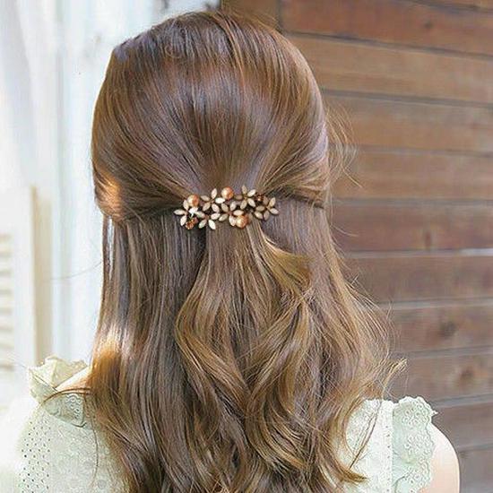 Korean Floral Hair Clip: Simple Alloy Spring Clip for Half Updos