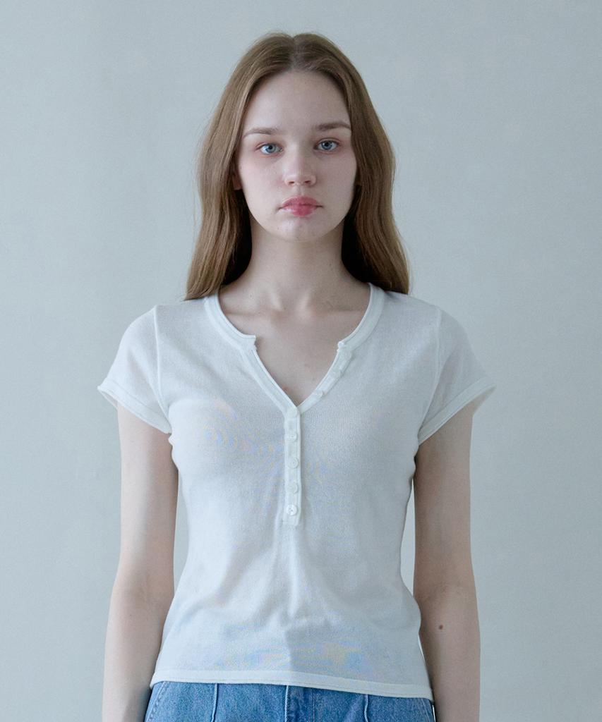 Hillioteu Slit Soft Button Half Knit_Ivory