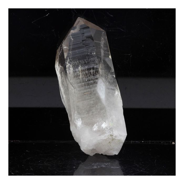 Pierres et Minéraux. Quartz Fumé. 143.5 ct. Les Deux Alpes, Oisans, Isère, France.