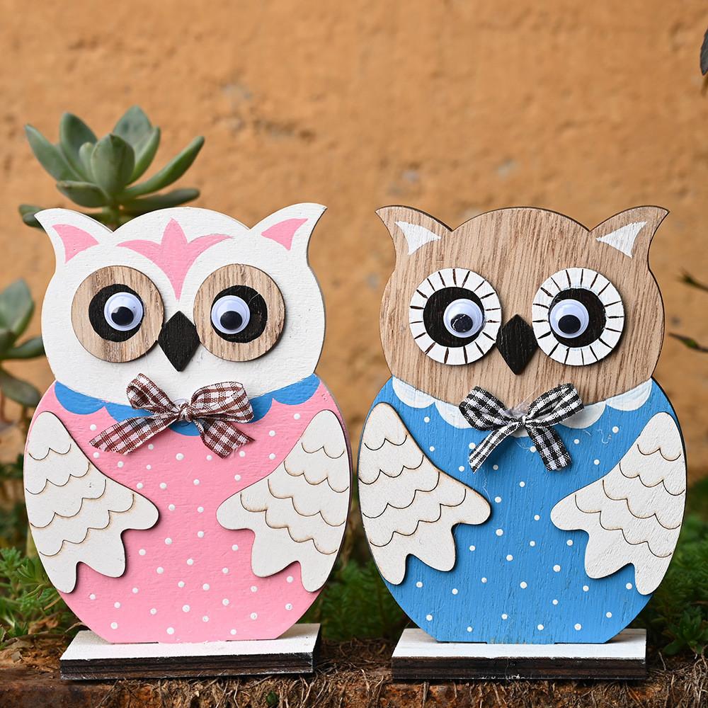 Eye-catching Wooden Owl Decor In Bright Colors Ideal For Easter Celebrations And Festive Decorations