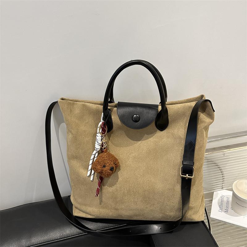 

Stylish Large Capacity Tote Bag For Autumn Winter With Trendy Street Style Design Without Pendant хакі