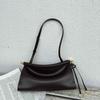 2025 neue Sommer- und Herbst-Clip-Tasche Französische Nischen-Leder-Schulter-Unterarmtasche Leder Retro-Mode Baguette-Tasche Damen