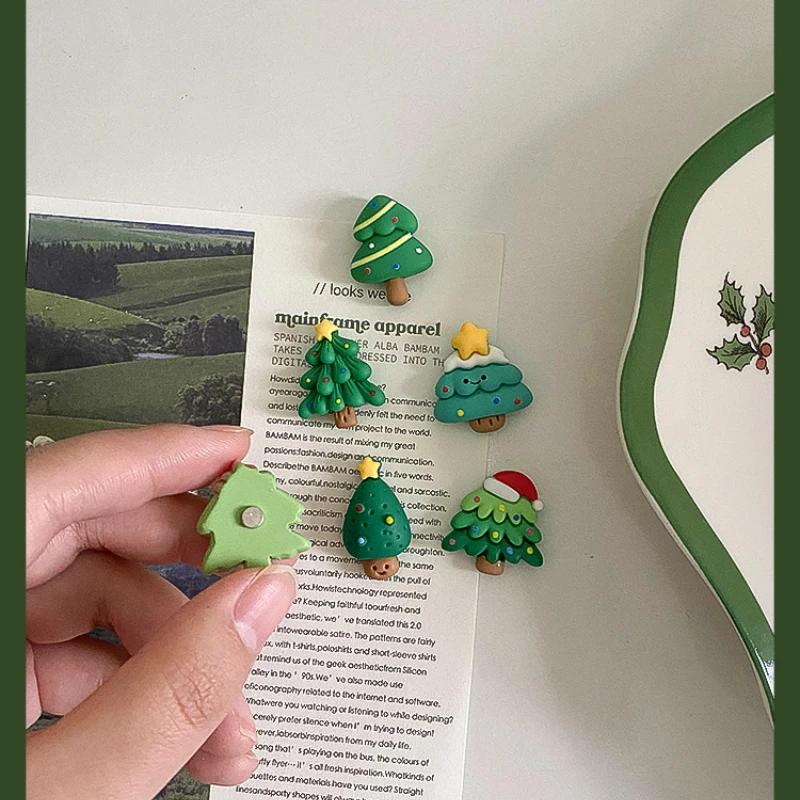 6pcs Mini Christmas tree magnetic decorative refrigerator magnetic po creative personality.