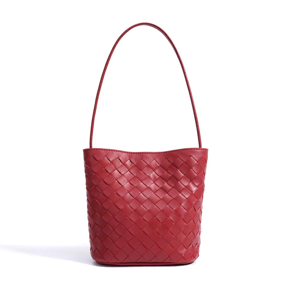 New Sheepskin Fashion High-end Woven Crossbody Bag, Versatile Trendy Shoulder Bucket Commuter Bag for Women