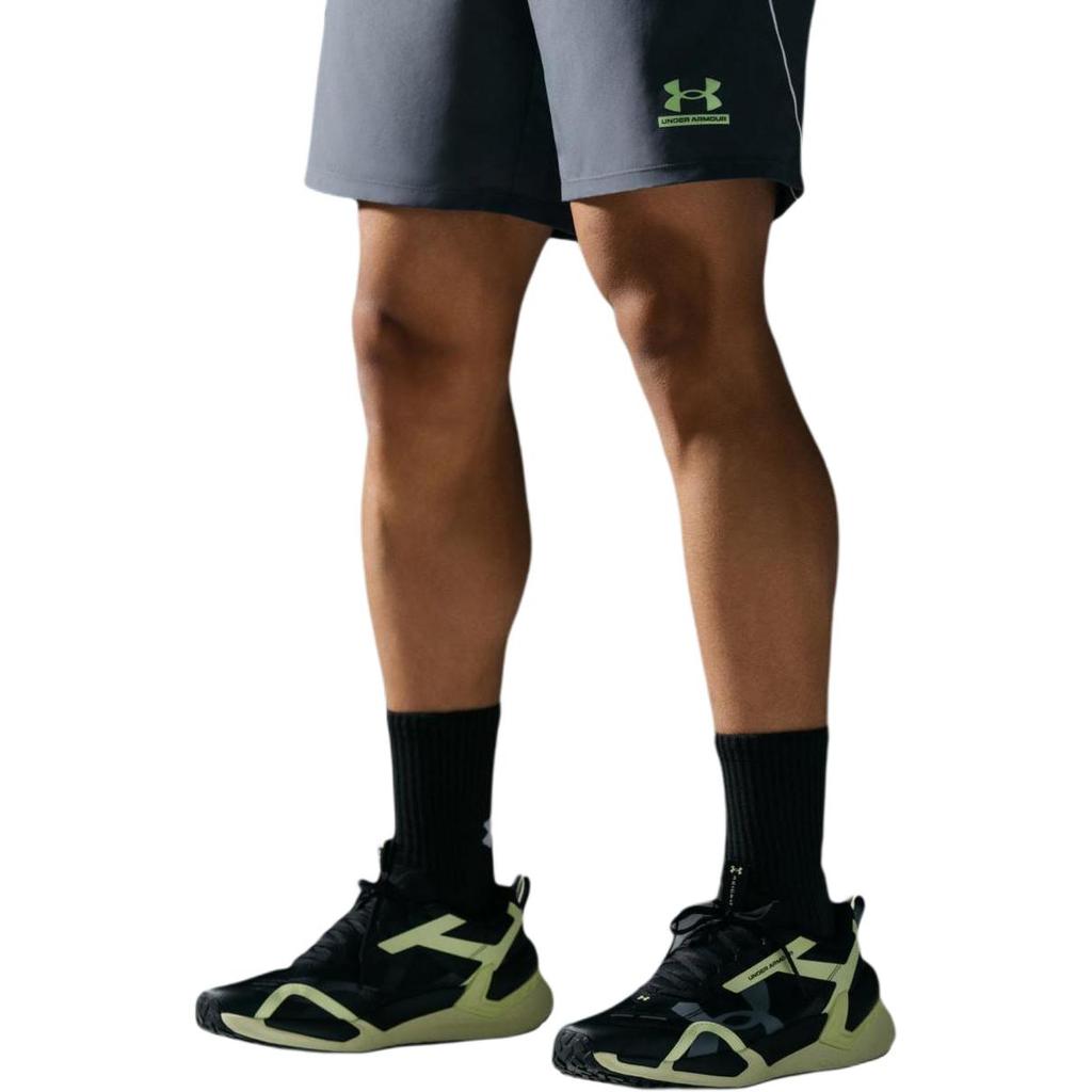 Under Armour Lightweight Stretch Waistband Solid Color Sports Shorts Men Shorts 6014639-025
