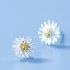 1 Pair Stud Earrings Mini Chrysanthemum Design Ear Studs Piercing Women Earrings Commuting Dating Jewelry Gift