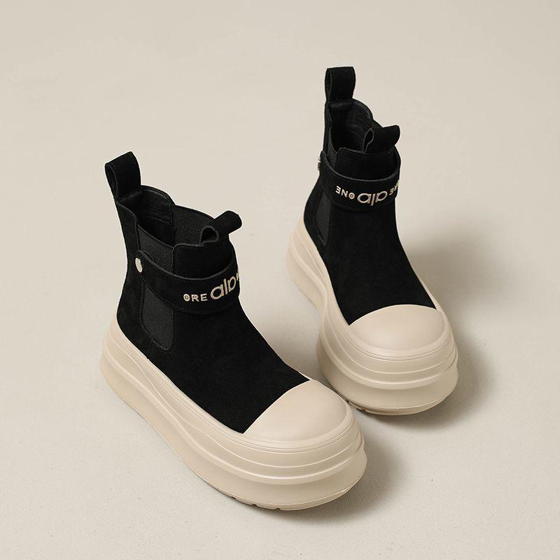 Thick-Soled Platform Martin Boots for Petite Women – 2025 Autumn/Winter, Versatile Lightweight Short Boots, Trendy and Casual Style.