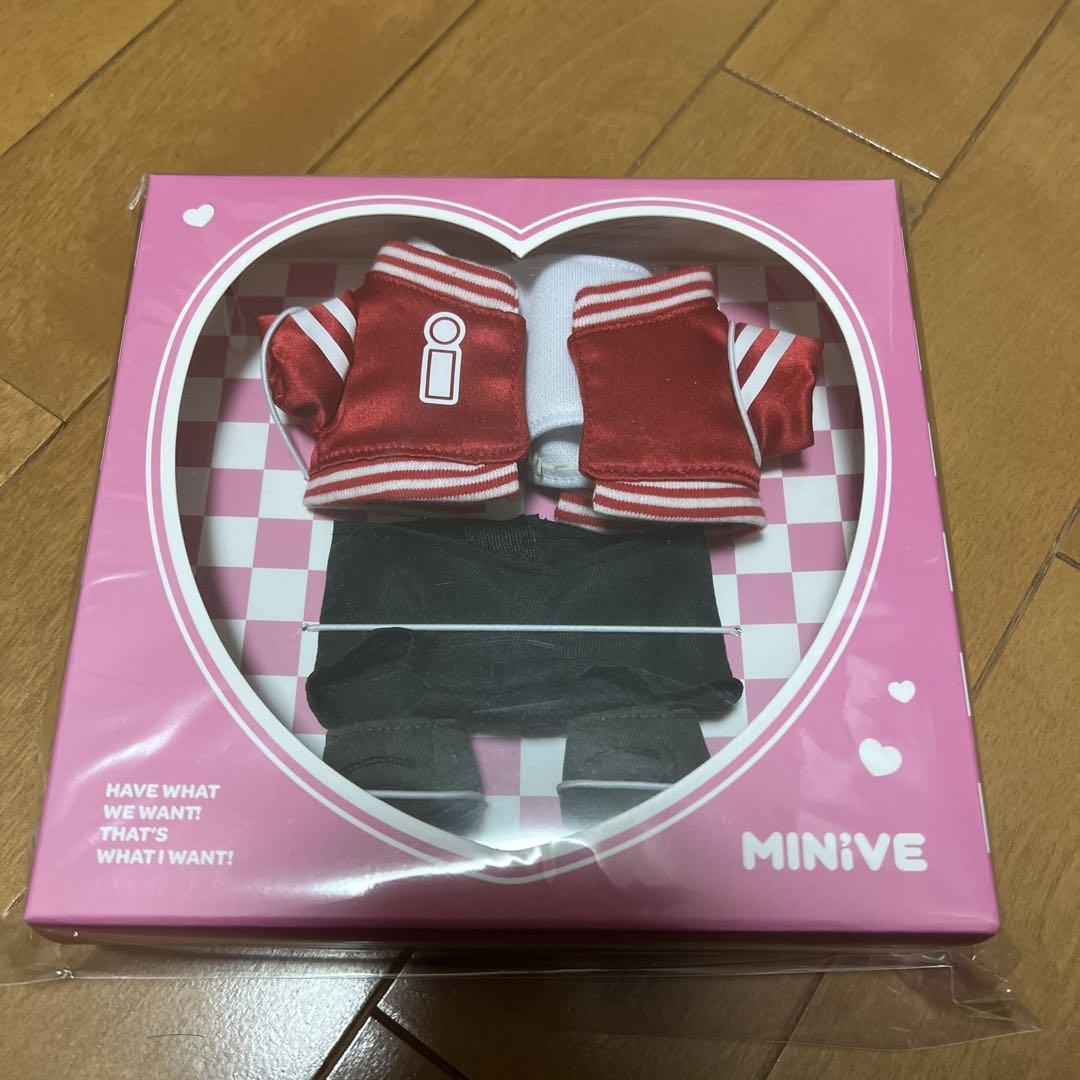 

[Б/У] Эксклюзивная для Кореи одежда IVE MINiVE pop-up OUTFIT